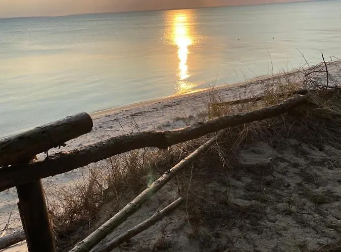 Przyczepa Abordaz Na Campingu Kormoran 营地 *