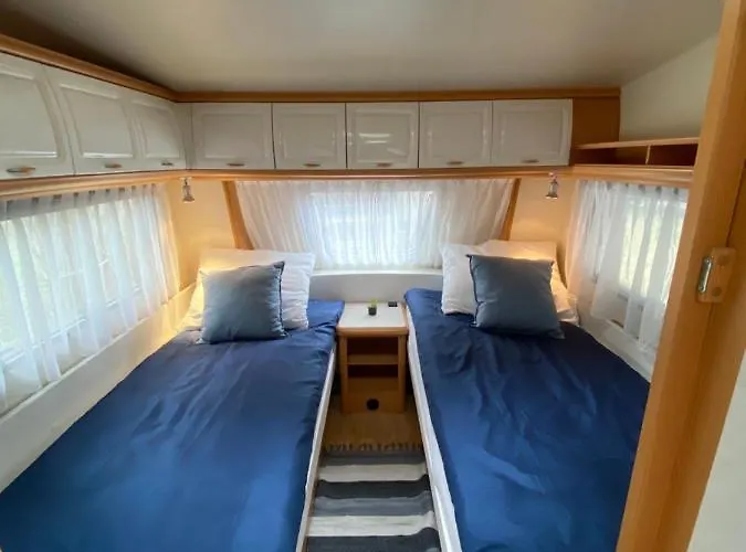 Przyczepa Abordaz Na Campingu Kormoran 营地 *